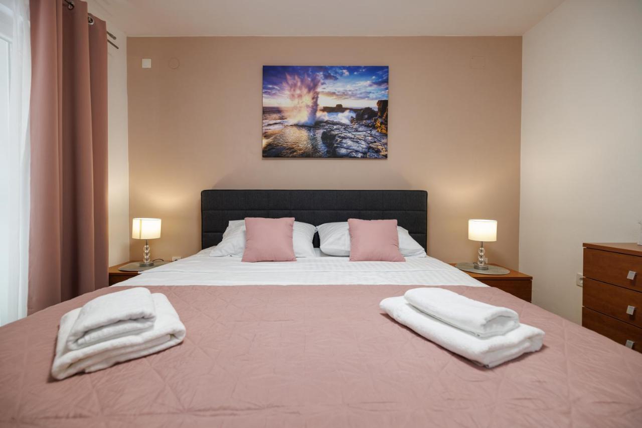 Apartman La Vista E' Bella Kornić エクステリア 写真